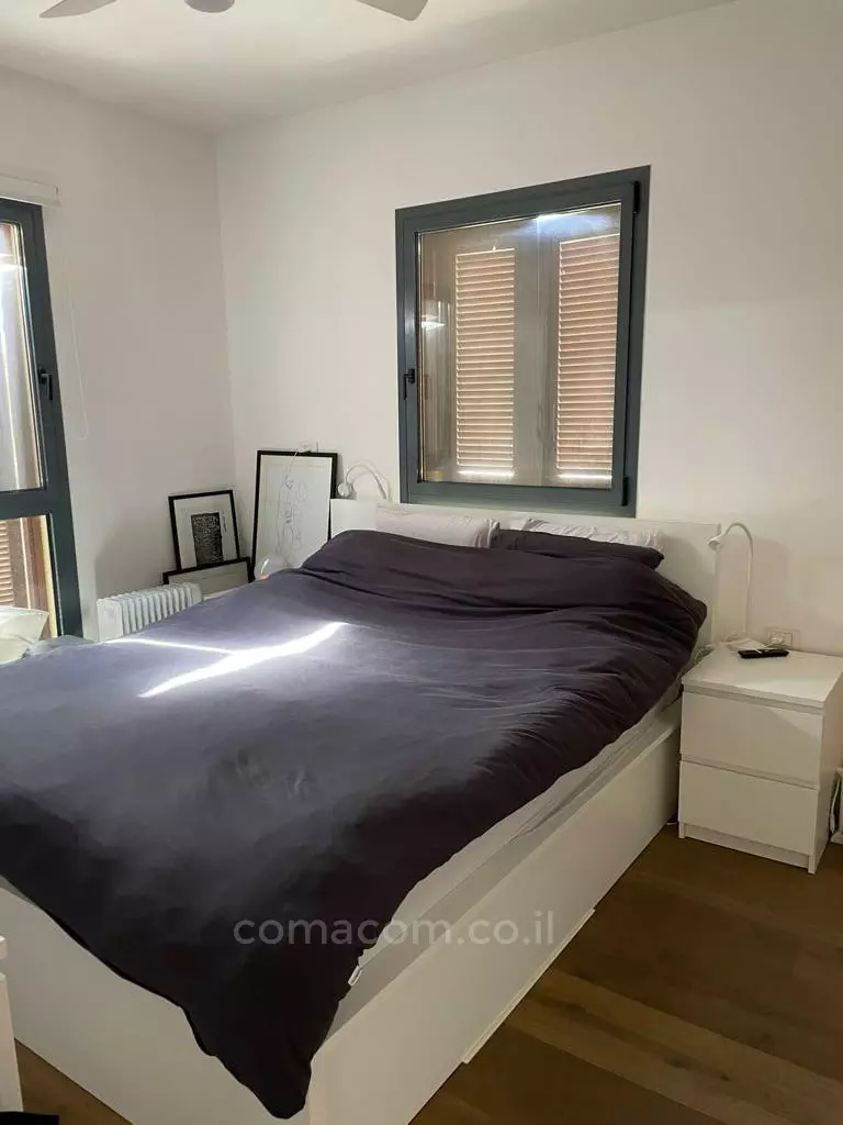 Apartment 3 Rooms Tel Aviv Lev Tel-Aviv 342-IBL-6572