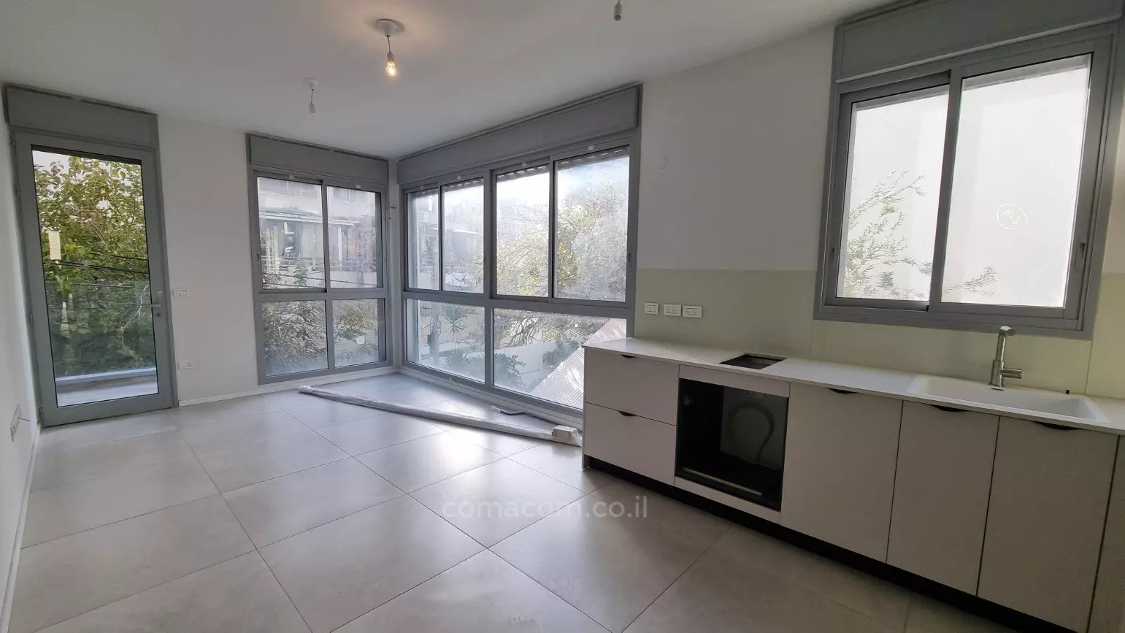 Apartment 2 Rooms Tel Aviv quarter of the sea 342-IBL-6584