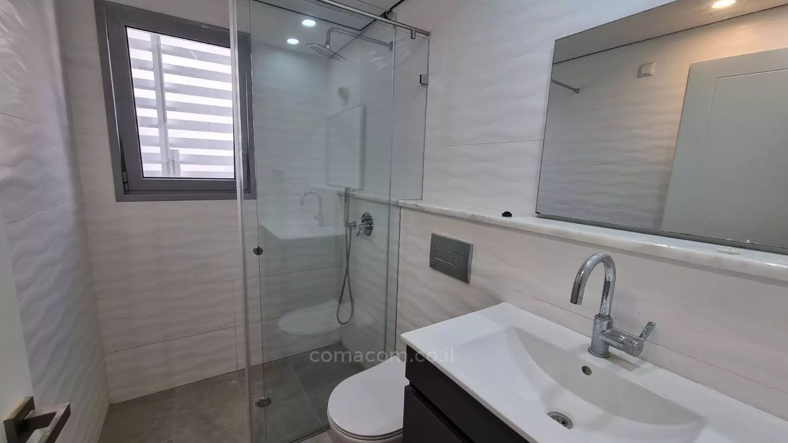 Apartment 2 Rooms Tel Aviv quarter of the sea 342-IBL-6584