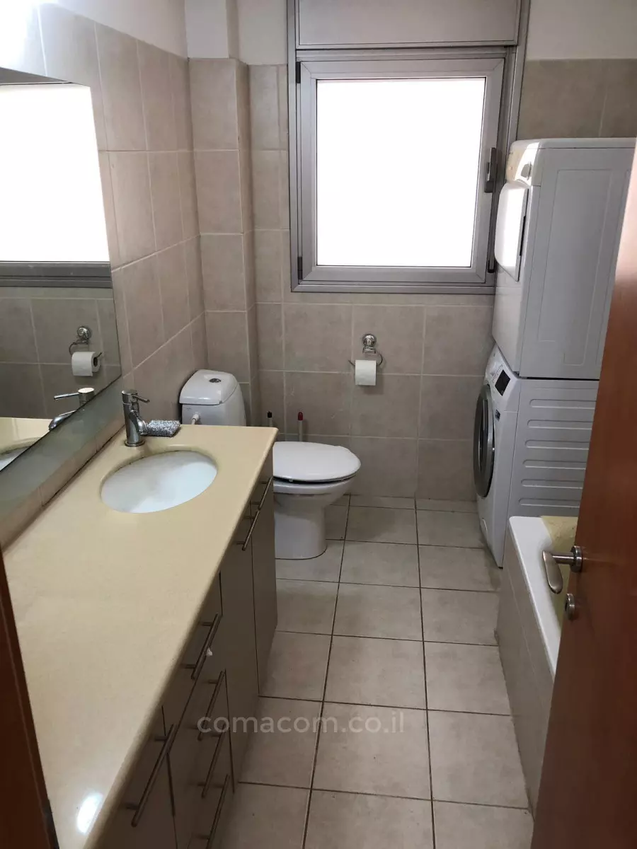 Apartment 3 Rooms Tel Aviv Dizengof 342-IBL-6585