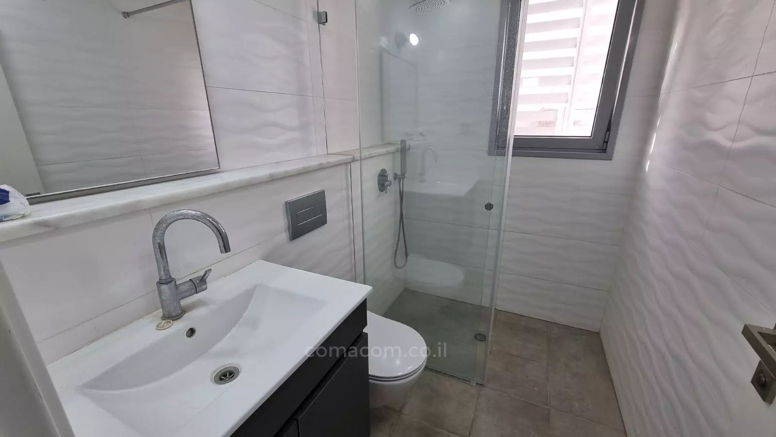 Apartment 2 Rooms Tel Aviv quarter of the sea 342-IBL-6587