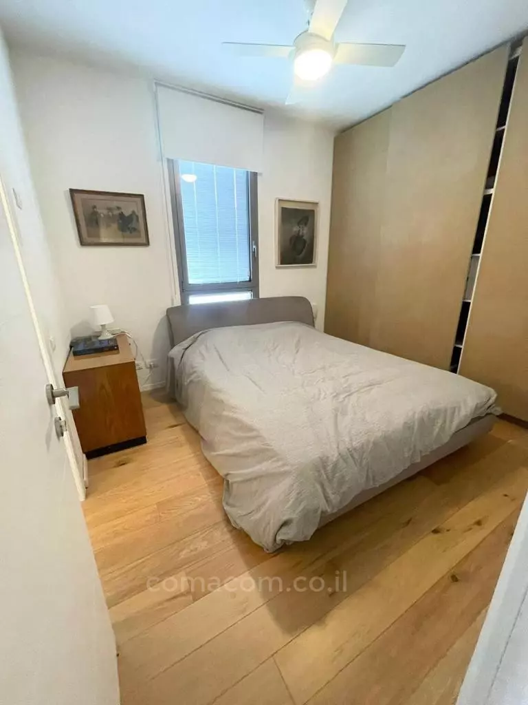 Apartment 3 Rooms Tel Aviv Lev Tel-Aviv 342-IBL-6590