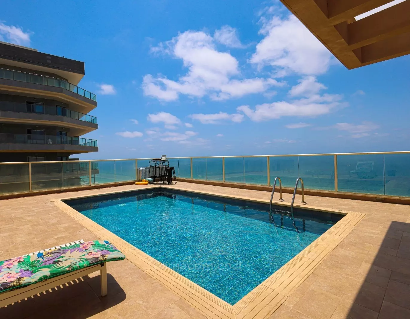 Duplex-Penthouse 7 Rooms Netanya Netanya 342-IBL-6658