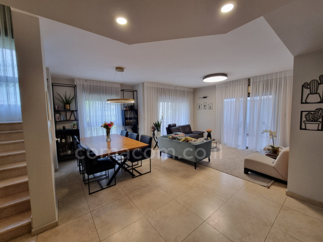 For sale Duplex Guivat Shmuel