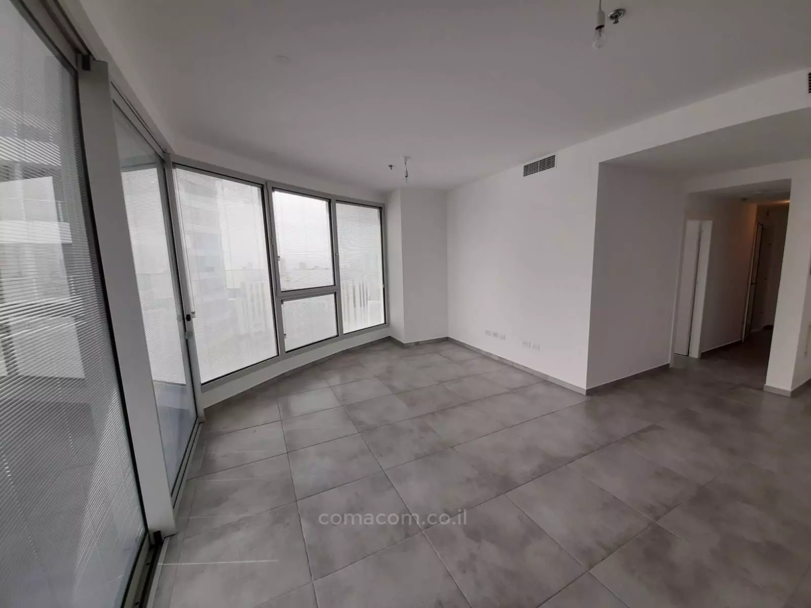 Apartment 5 Rooms Tel Aviv Sarona 342-IBL-6683