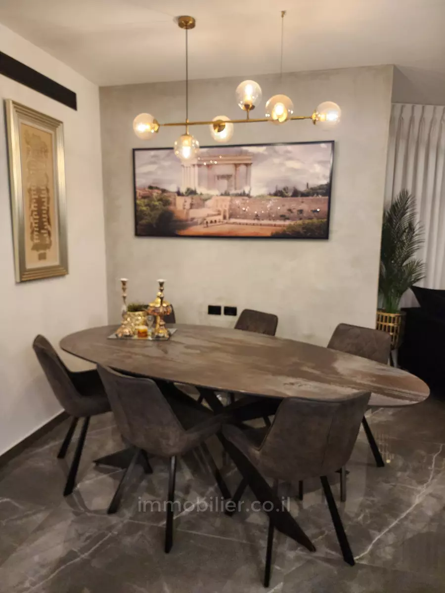 Apartment 4 Rooms Ashdod Tet vav 342-IBL-6688