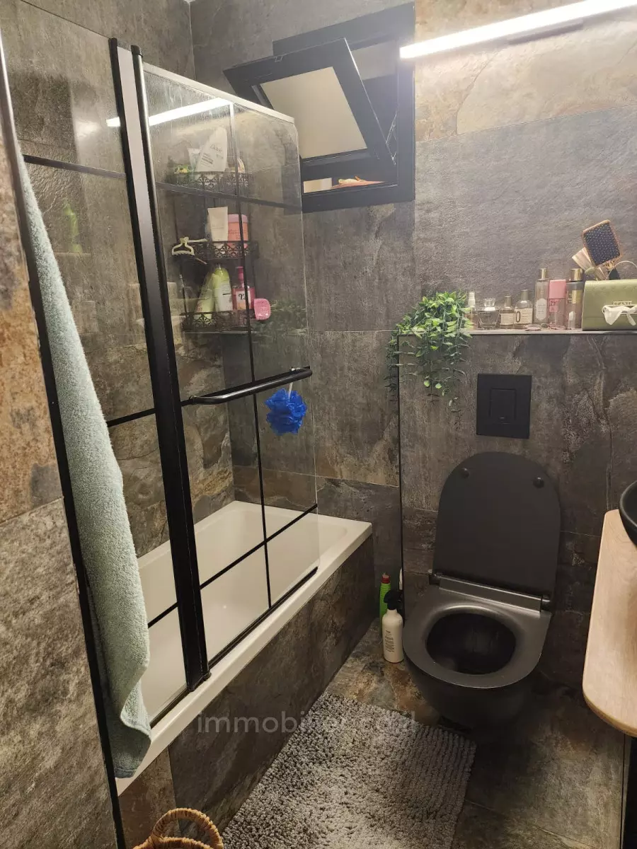 Apartment 4 Rooms Ashdod Tet vav 342-IBL-6688