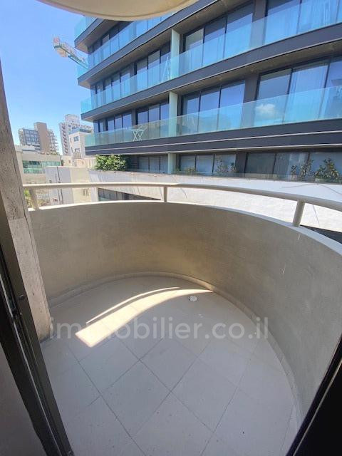 For rent Apartment Tel Aviv