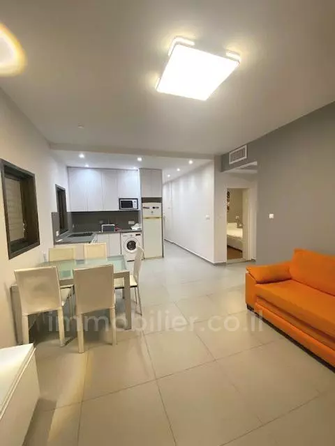 Apartment 3 Rooms Tel Aviv Ben-Yehuda 342-IBL-6693