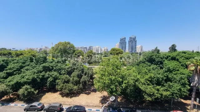 Apartment 3.5 Rooms Tel Aviv Lev Tel-Aviv 342-IBL-6696