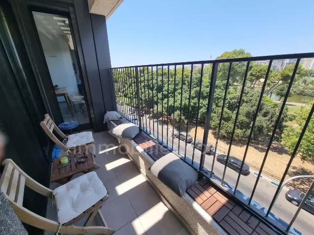 Apartment 3.5 Rooms Tel Aviv Lev Tel-Aviv 342-IBL-6696