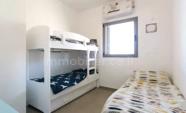 Apartment 4 Rooms Tel Aviv Florentine 342-IBL-6700