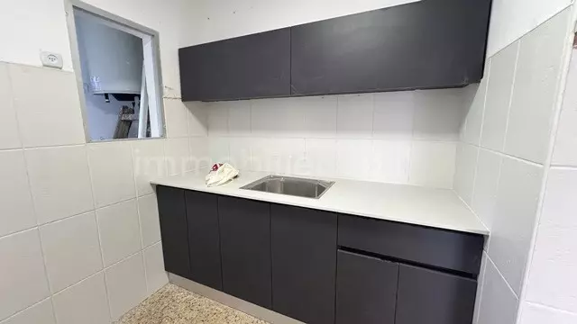 Apartment 3 Rooms Ashdod Vav 342-IBL-6701