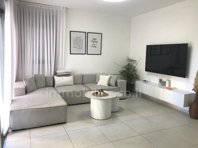 For rent Apartment Tel Aviv