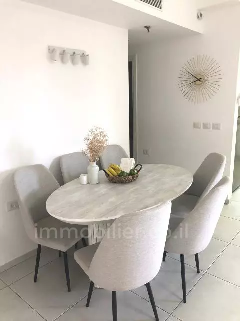 Apartment 4 Rooms Tel Aviv Ezra 342-IBL-6705