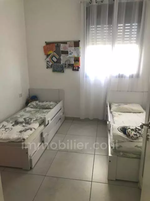 Apartment 4 Rooms Tel Aviv Ezra 342-IBL-6705