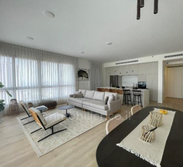 For sale Mini-Penthouse Ashdod