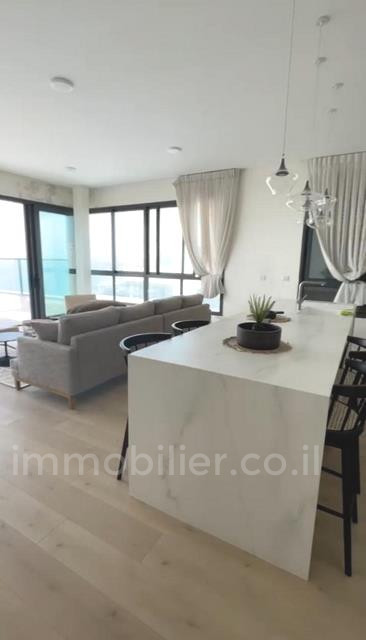 For sale Mini-Penthouse Ashdod