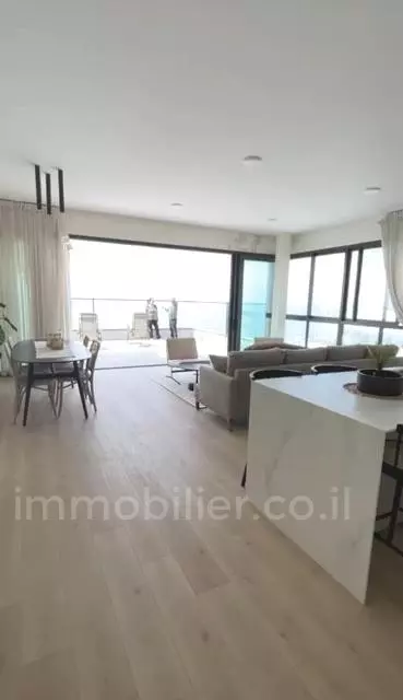 Mini-Penthouse 5 Rooms Ashdod Mar 342-IBL-6708