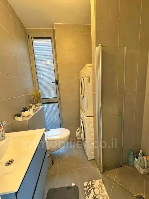 Apartment 4 Rooms Tel Aviv Nahalat binyamin 342-IBL-6709