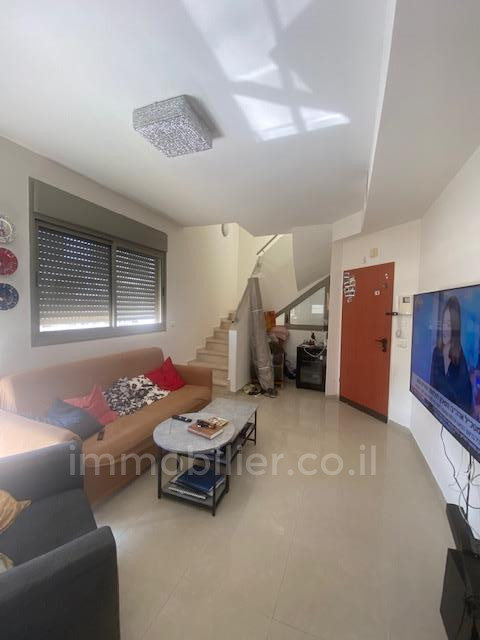 For rent Duplex-Penthouse Tel Aviv