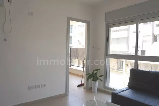 Apartment 2 Rooms Tel Aviv Ben-Yehuda 342-IBL-6719