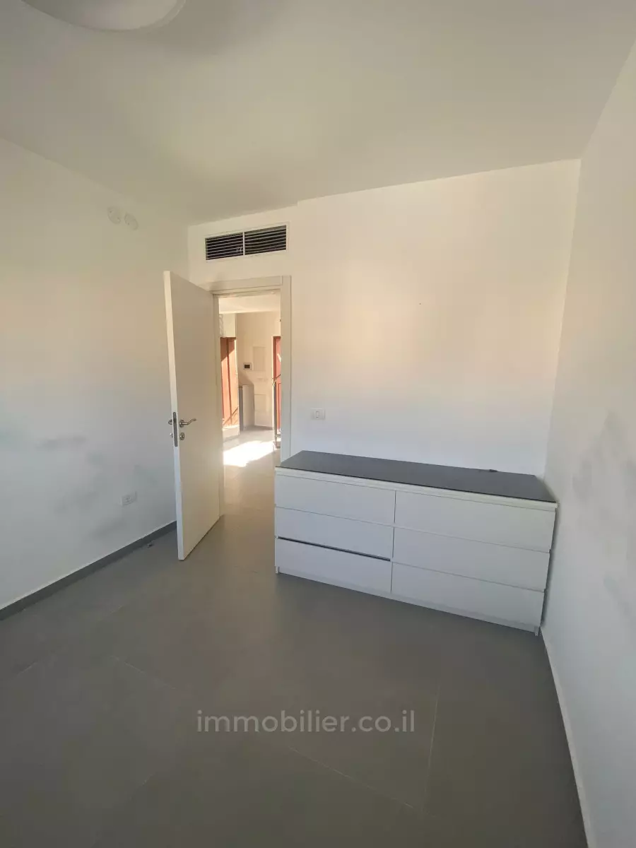 Duplex-Penthouse 3 rooms Tel Aviv Yaffo 342-IBL-6722