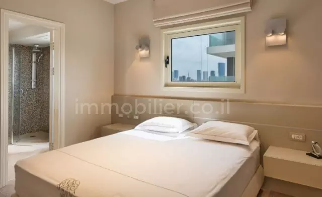 Apartment 3 rooms Tel Aviv First sea line 342-IBL-6727