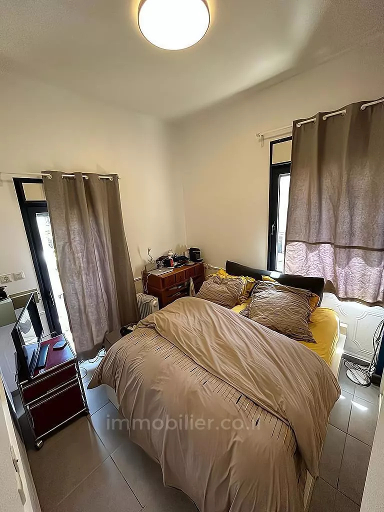 Apartment 2 rooms Tel Aviv Florentine 342-IBL-6739