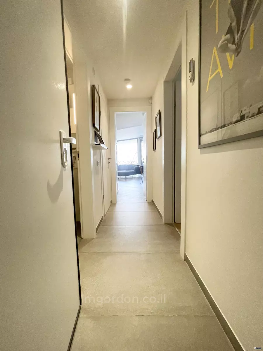 Apartment 3 rooms Tel Aviv Rothshild 357-IBL-1494