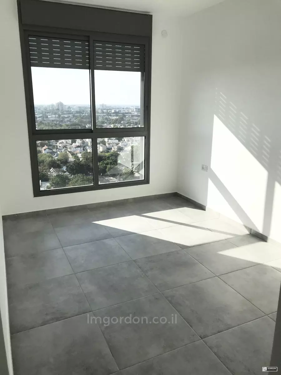 Apartment 4 rooms Tel Aviv Yad Eliyahou 357-IBL-1495