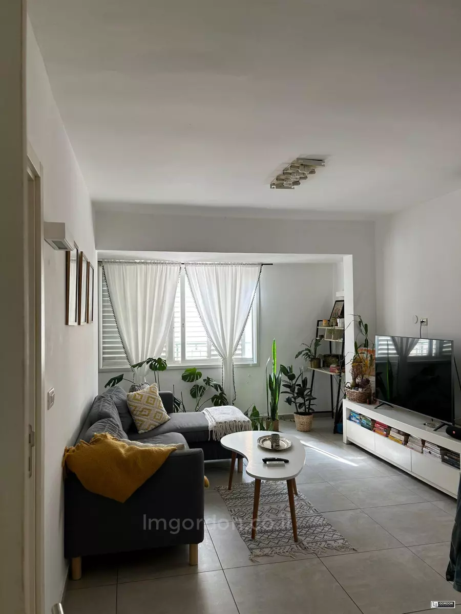 Apartment 1 rooms Tel Aviv quarter of the sea 357-IBL-1505