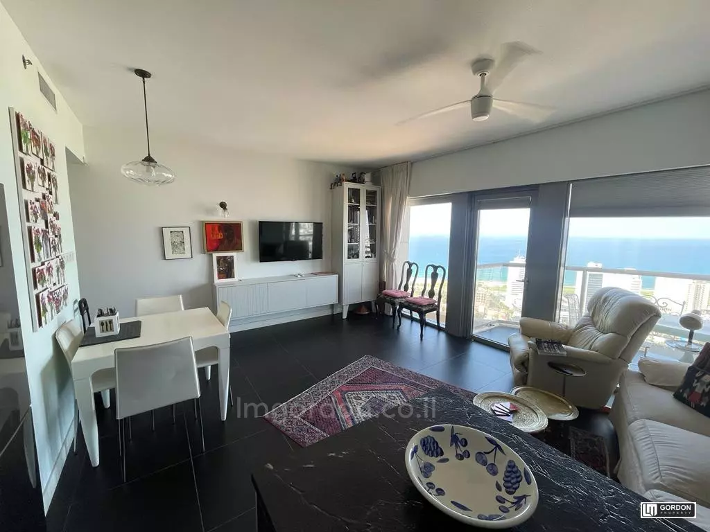 Apartment 2 rooms Tel Aviv Neve Tsedek 357-IBL-1511