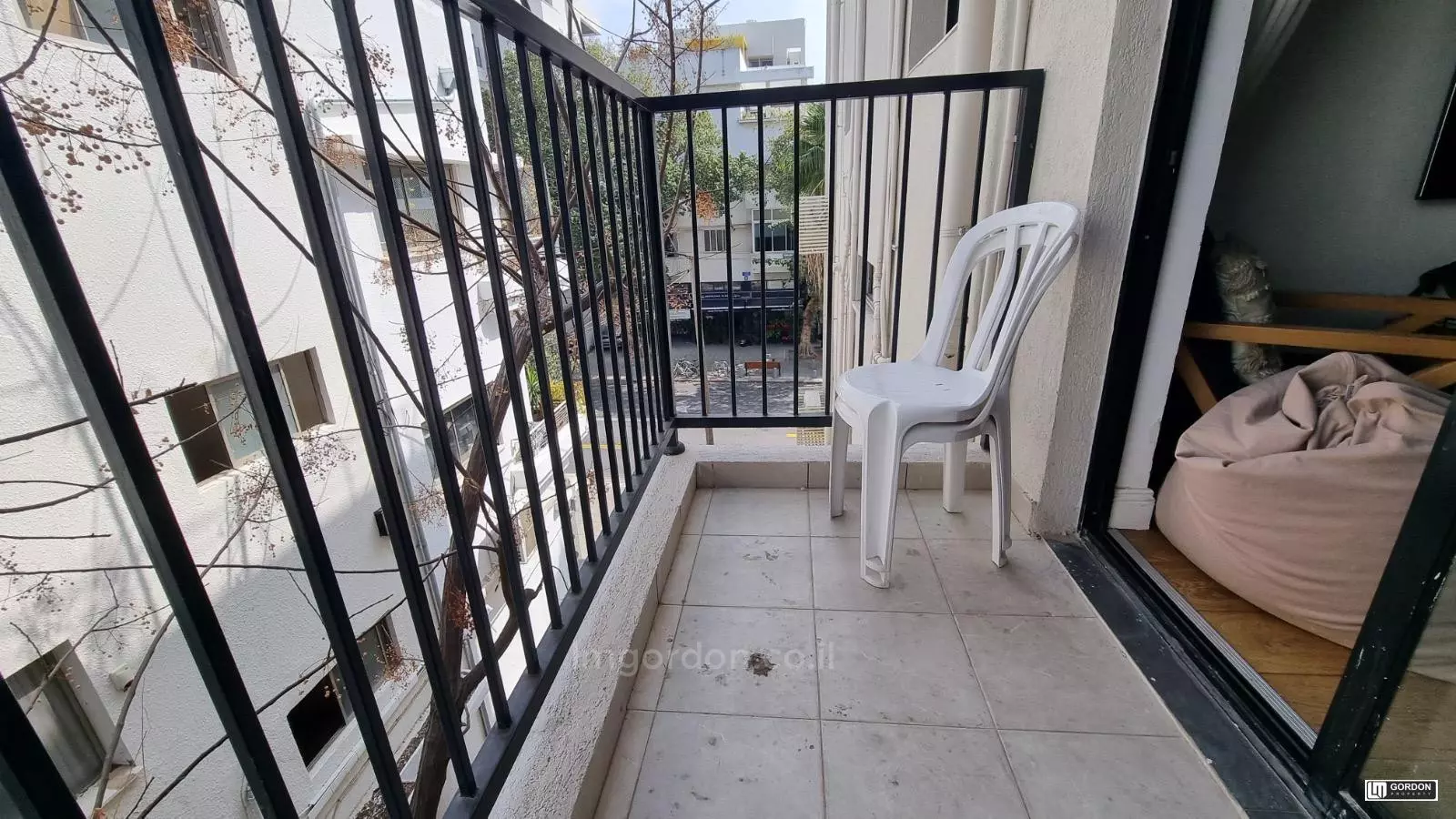 Apartment 3 rooms Tel Aviv City center 357-IBL-1519