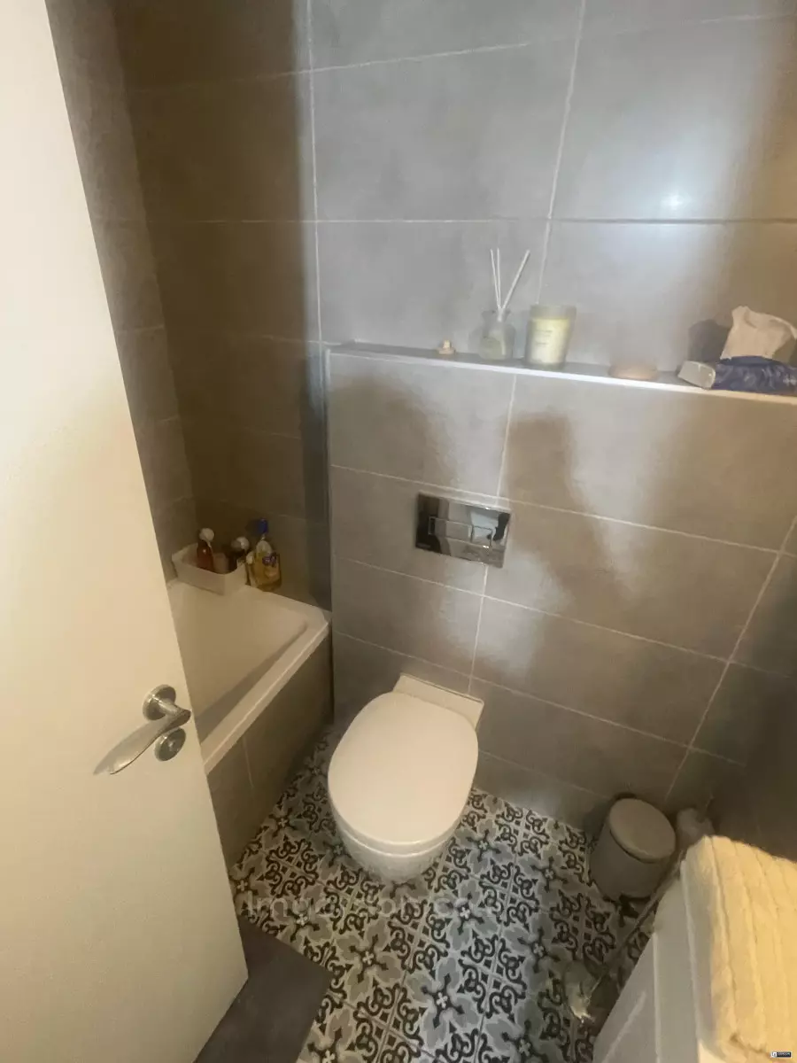 Apartment 4 rooms Tel Aviv Yad Eliyahou 357-IBL-1520