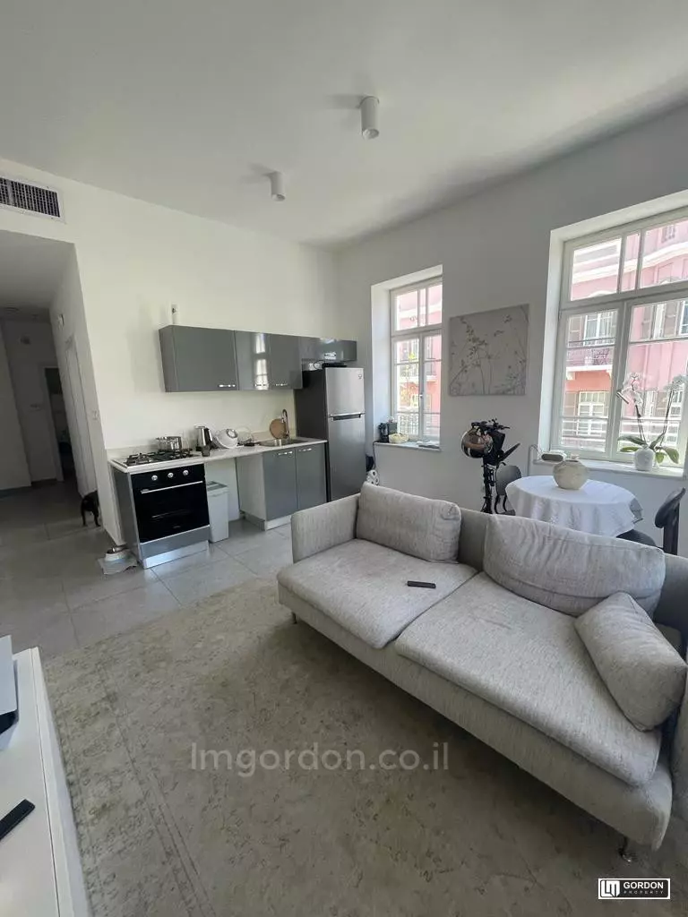 Apartment 3 rooms Tel Aviv Neve Tsedek 357-IBL-1523