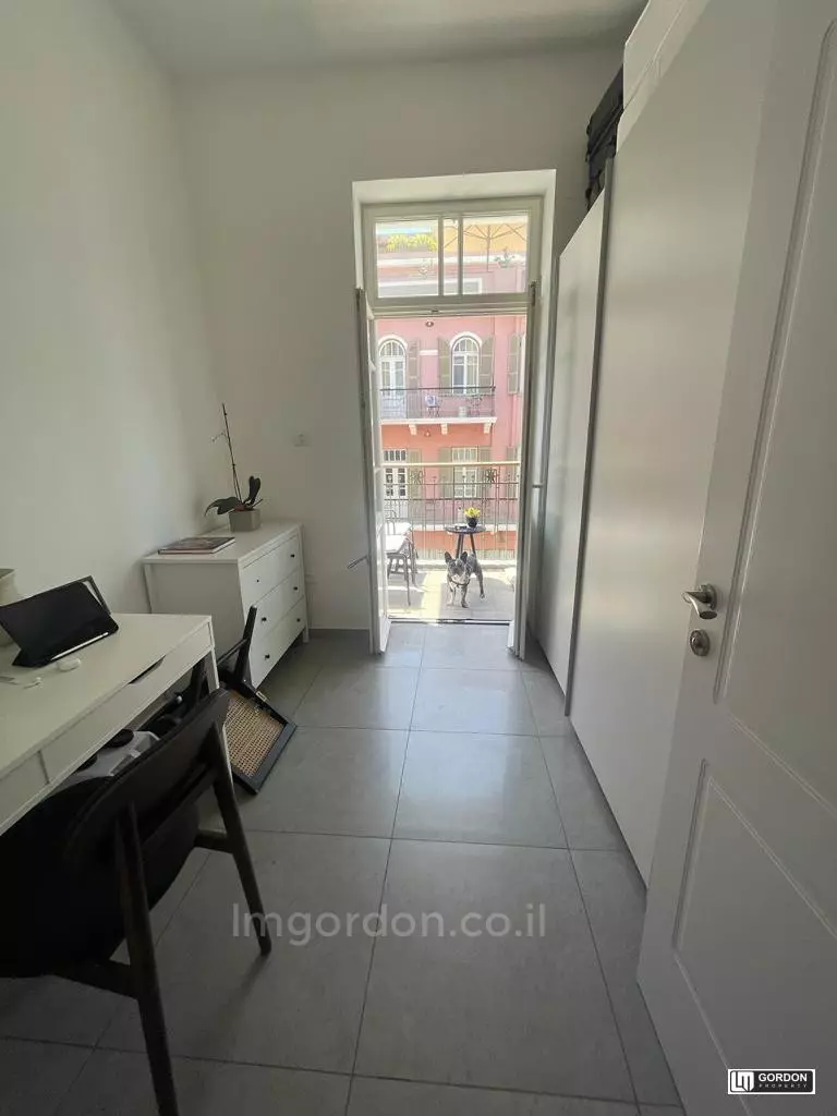 Apartment 3 rooms Tel Aviv Neve Tsedek 357-IBL-1523