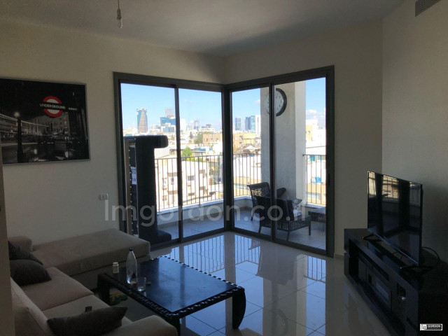 For sale Mini-Penthouse Tel Aviv