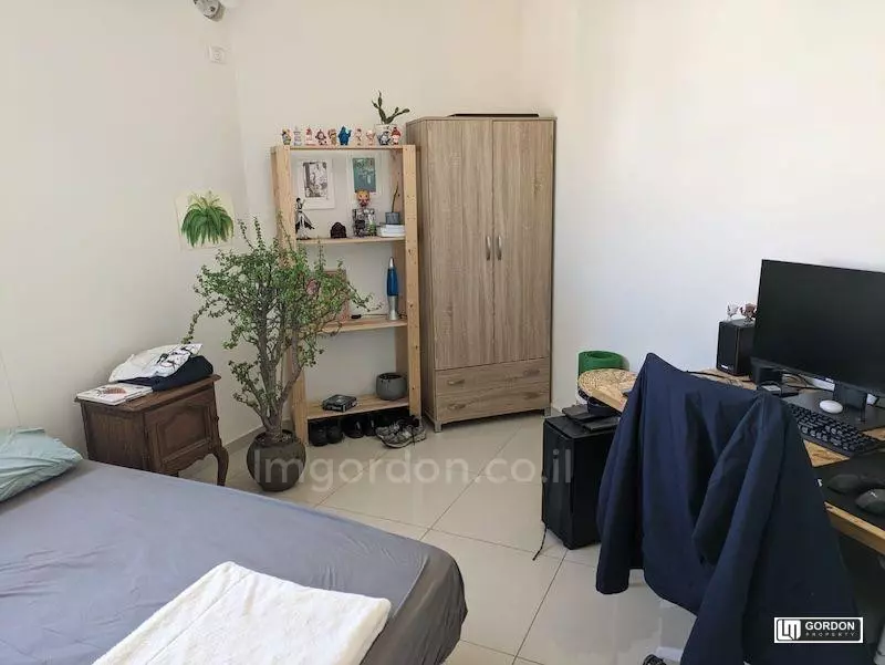 Mini-Penthouse 3 rooms Tel Aviv Florentine 357-IBL-1525