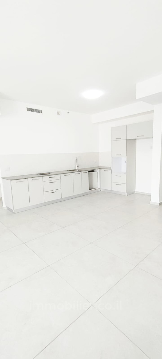 Apartment 5 Rooms Hadera City center 379-IBL-283