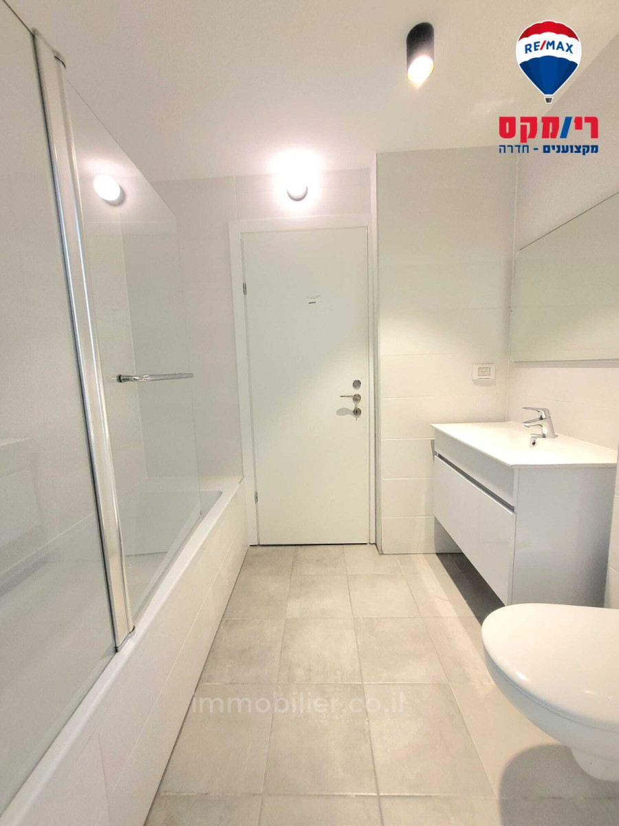Apartment 4 Rooms Hadera City center 379-IBL-300