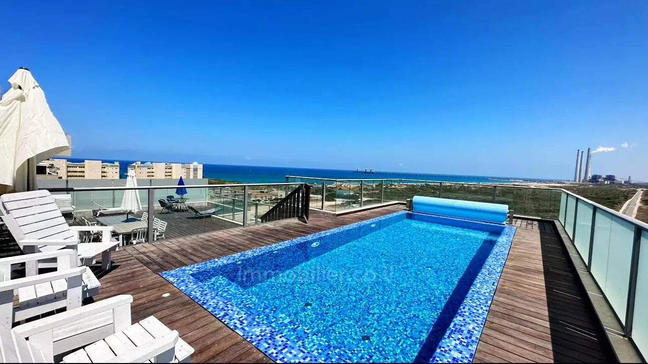 Penthouse 6 rooms Hadera Givat olga 379-IBL-304