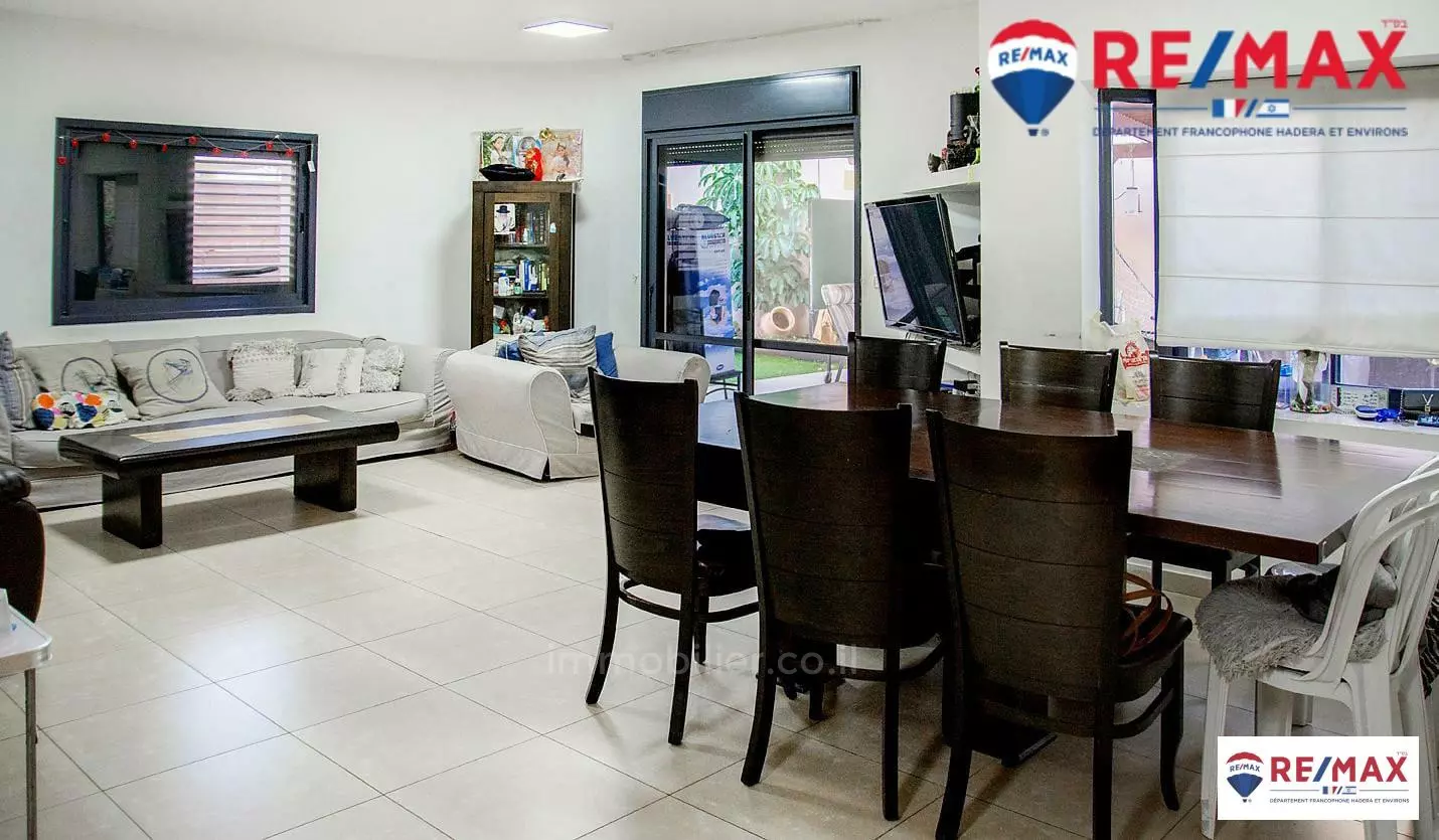 Cottage 5.5 Rooms Hadera Ha Otssar Area 379-IBL-361