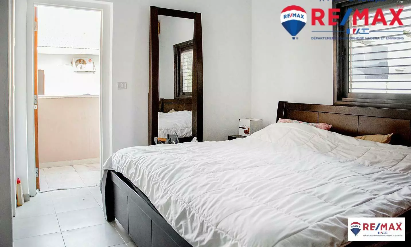 Cottage 5.5 Rooms Hadera Ha Otssar Area 379-IBL-361