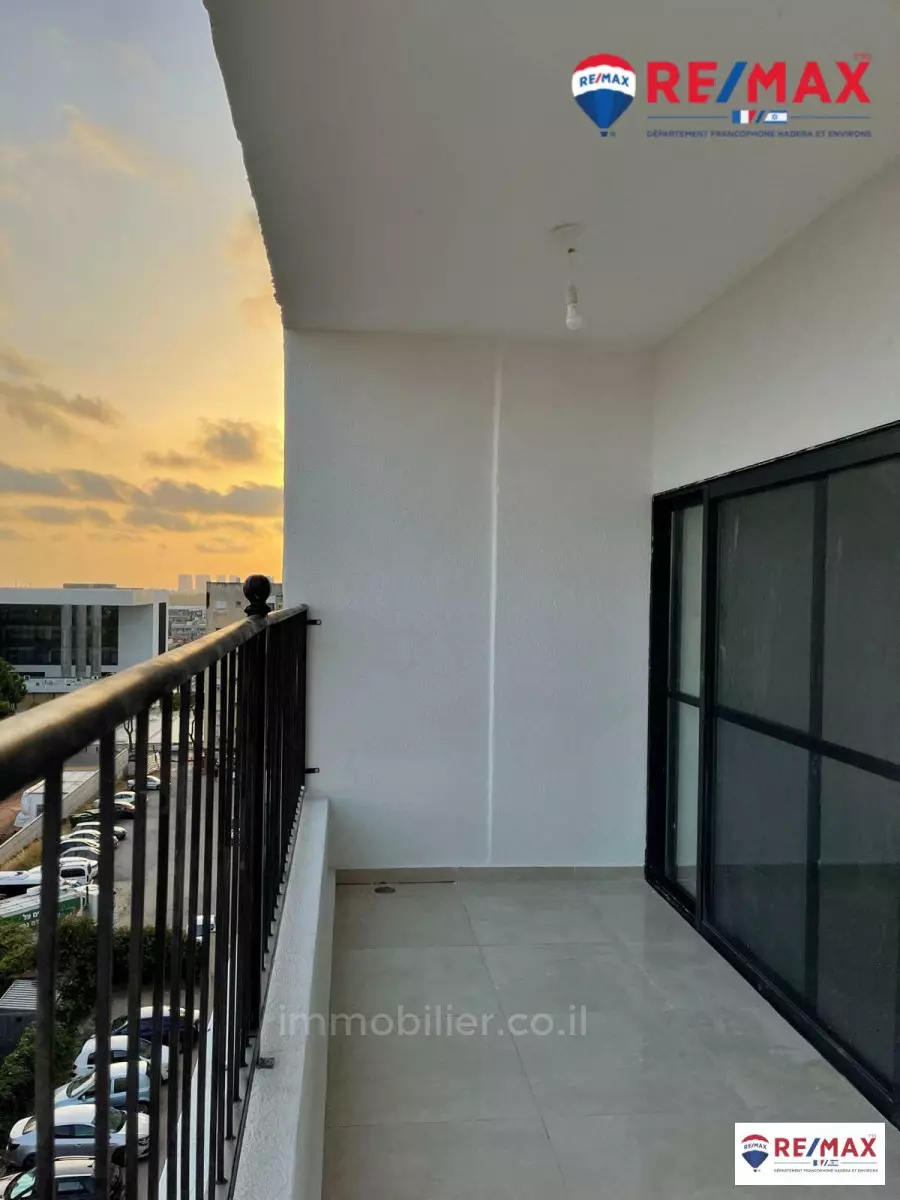 Apartment 4 Rooms Hadera City center 379-IBL-362