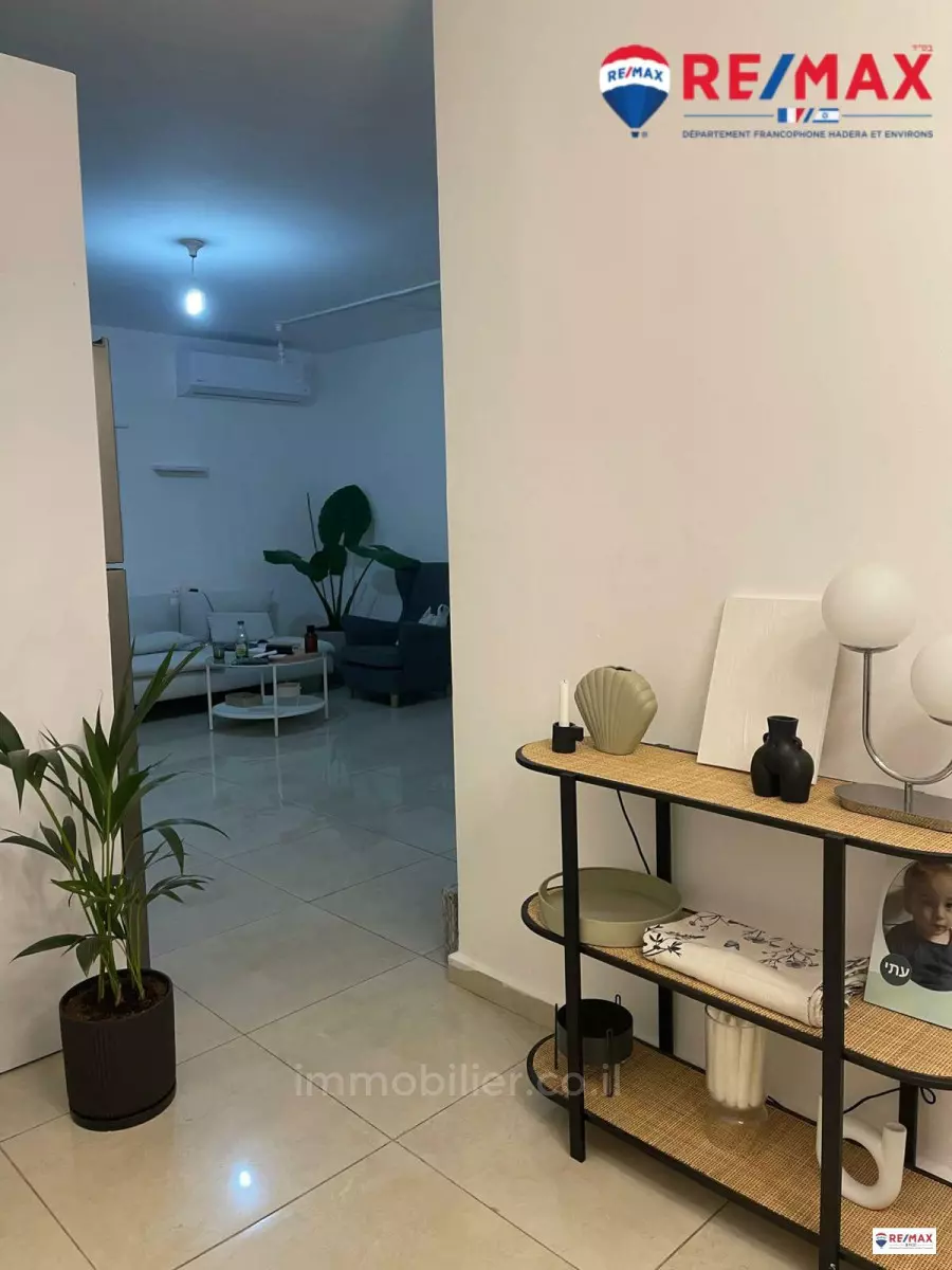 Apartment 4 Rooms Hadera City center 379-IBL-362