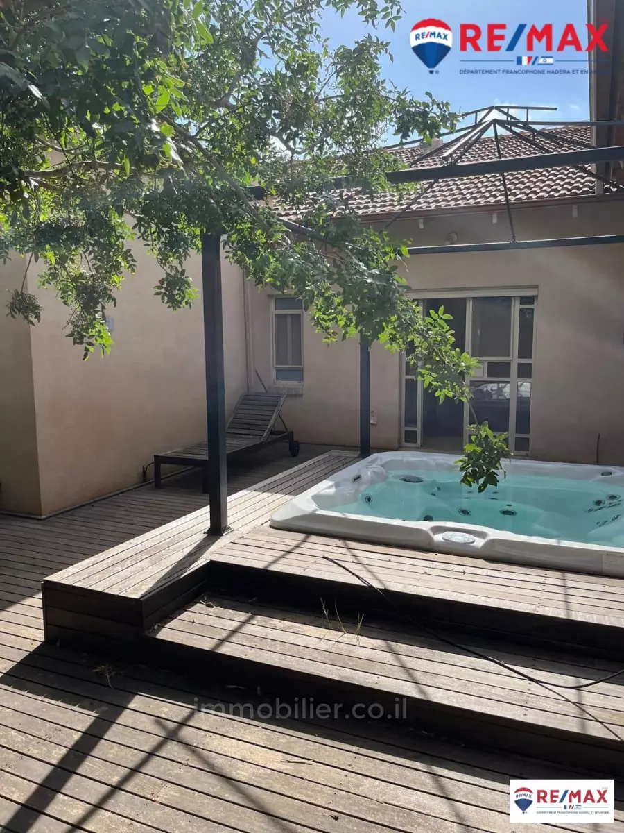 Villa 6 rooms Hadera brandes 379-IBL-363