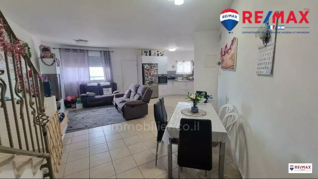 Duplex 4 rooms Hadera Givat olga 379-IBL-371