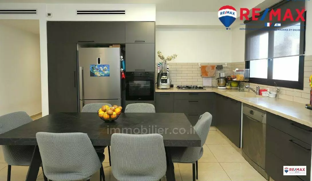 Apartment 5 rooms Hadera City center 379-IBL-373