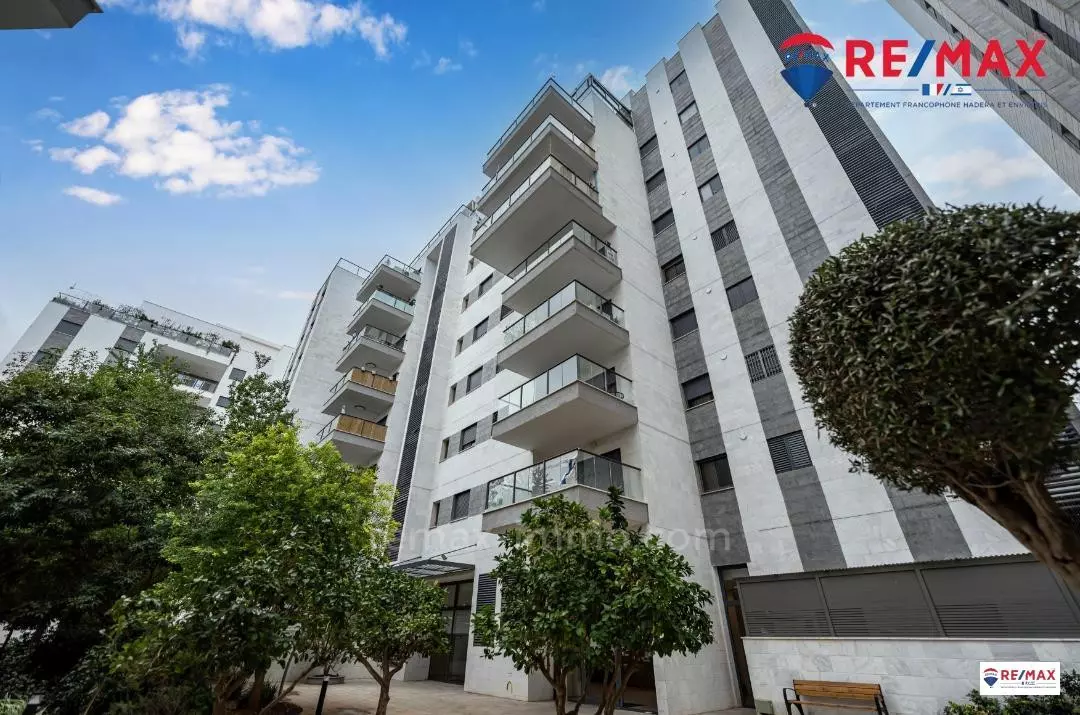 Apartment 5 rooms Hadera City center 379-IBL-375